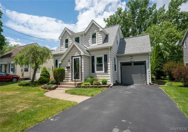 2nd image of 26 Brundage Ave, North Tonawanda, NY 14120 | MLS# B1691658