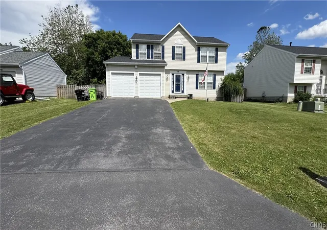 2nd image of 107 Snappy Ln, Salina, NY 13090 | MLS# S1691170