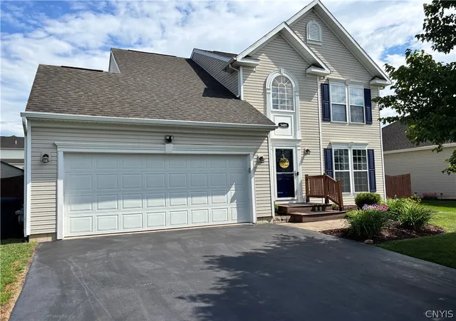 Homes for sale in Clay, NY | 5489 Bingley Ln, Clay, NY 13041 | MLS# S1691574