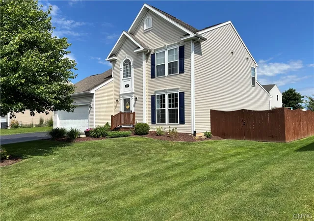 Homes for sale in Clay, NY | 5489 Bingley Ln, Clay, NY 13041 | MLS# S1691574