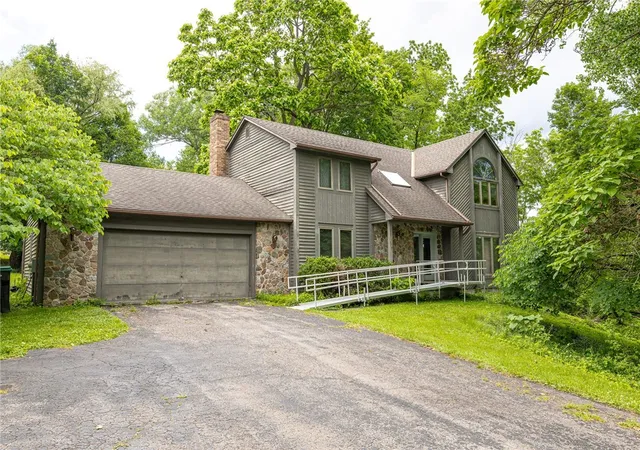Homes for sale in Perinton, NY | 37 Freshfield, Perinton, NY 14450 | MLS# R1691252
