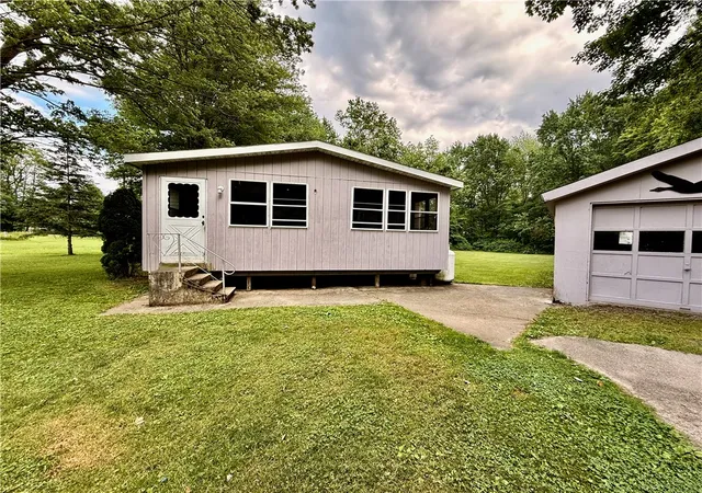 Homes for sale in Waterloo, NY | 150 Steele Rd, Waterloo, NY 13165 | MLS# R1691561
