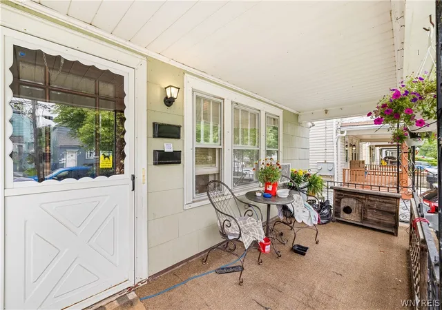 5th image of 282 Newfield St, Buffalo, NY 14207 | MLS# B1691213