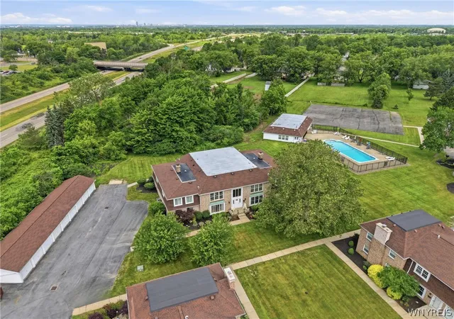 25th image of 40 7 Carriage Dr, Orchard Park, NY 14127 | MLS# B1690553