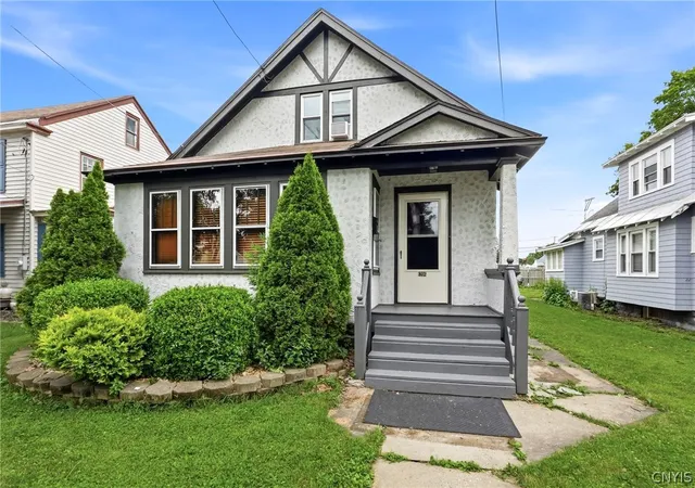 Homes for sale in Rome, NY | 1206 Schuyler St, Rome, NY 13440 | MLS# S1691117