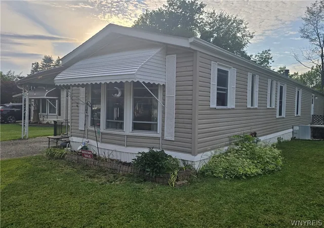 20th image of 3880 Lockport Olcott, Lockport, NY 14094 | MLS# B1691744