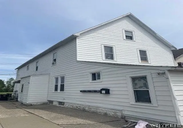 Photo 3 of Sale Pending at 144 Sawyer Ave, Depew, NY 14043 | MLS# B1691087 | Listing updated on 2026-07-03