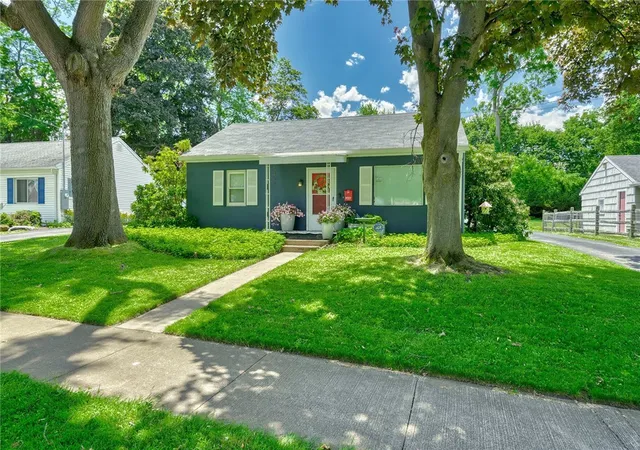 Homes for sale in Brighton, NY | 125 Penhurst Rd, Brighton, NY 14610 | MLS# R1691839