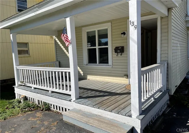 2nd image of 139 W Schuyler St, Oswego, NY 13126 | MLS# S1691645