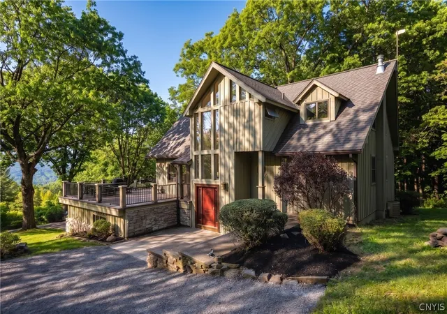 1st image of 845 Winslip Cir, Skaneateles, NY 13152 | MLS# S1685706