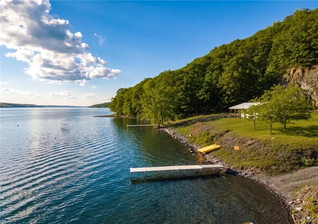 4th image of 845 Winslip Cir, Skaneateles, NY 13152 | MLS# S1685706