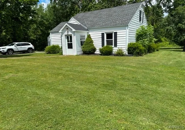 Homes for sale in Shelby, NY | 10889 Maple Ridge Rd, Shelby, NY 14103 | MLS# B1691199
