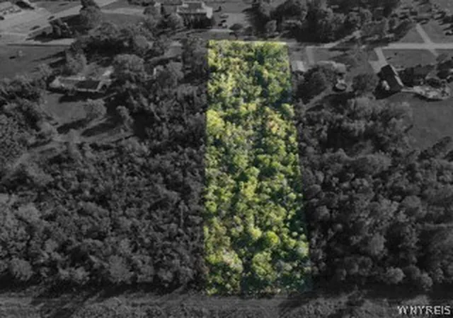 Photo 1 of Land for sale at 986 Sturgeon Point Rd, Derby, NY 14047 | MLS# B1691930 | Listing updated on 2026-07-28