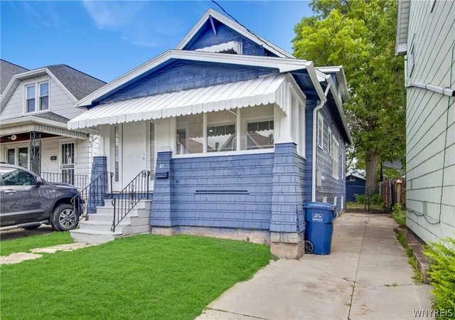 Homes for sale in Buffalo, NY | 85 Ullman St, Buffalo, NY 14207 | MLS# B1691102