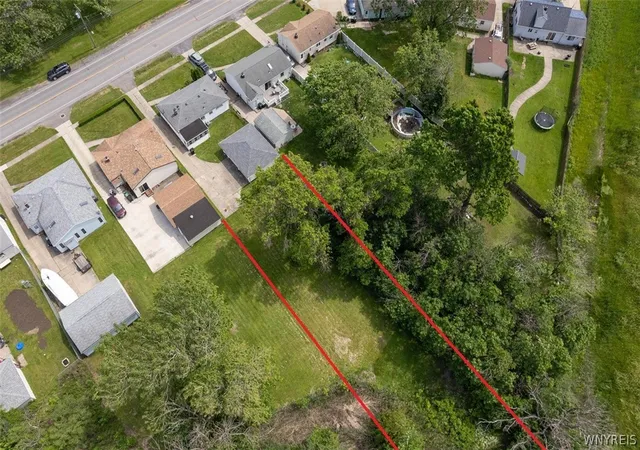 28th image of 156 Two Mile Creek Rd, Tonawanda, NY 14150 | MLS# B1691846