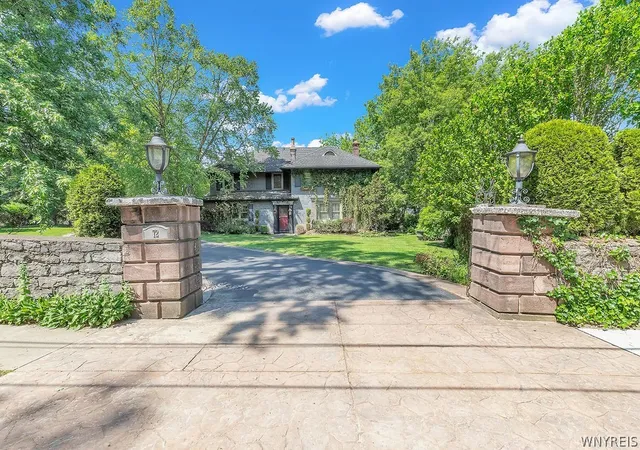 2nd image of 72 N Long St, Buffalo, NY 14221 | MLS# B1691988