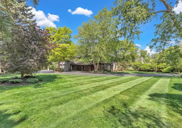 4th image of 72 N Long St, Buffalo, NY 14221 | MLS# B1691988