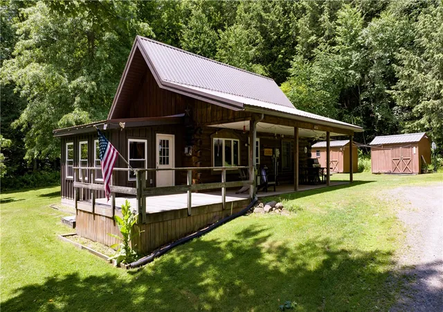 2nd image of 278 Log Cabin Ln, South New Berlin, NY 13843 | MLS# R1691585