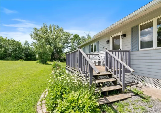 Homes for sale in Smithfield, NY | 4375 Davis Corners Rd, Smithfield, NY 13408 | MLS# S1691524