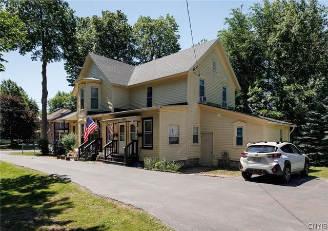Listing Photo 5 - Condo for sale in building located at 454 S Massey St, Watertown, NY 13601