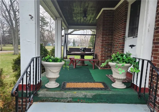 Photo 2 of Single family home for sale at 5009 Lake Shore Rd, Hamburg, NY 14075 | MLS# B1691842 | Listing updated on 2026-08-03