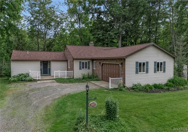 1st image of 997 Sweet Rd, East Aurora, NY 14052 | MLS# B1691913