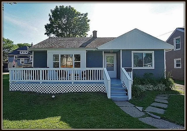 1st image of 544 Payne Ave, North Tonawanda, NY 14120 | MLS# B1691610