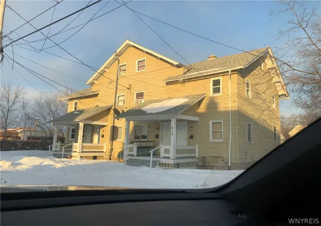 Homes for sale in Niagara Falls, NY | 615 24th St, Niagara Falls, NY 14301 | MLS# B1692110