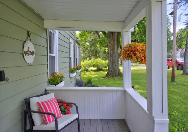 Photo 5 of Sale Pending at 114 Washington Blvd, Fayetteville, NY 13066 | MLS# S1691973 | Listing updated on 2026-06-28