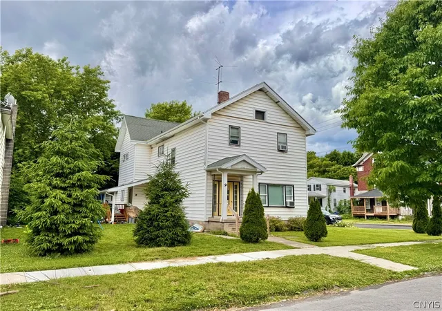 Homes for sale in Auburn, NY | 9 Cross St, Auburn, NY 13021 | MLS# S1691445
