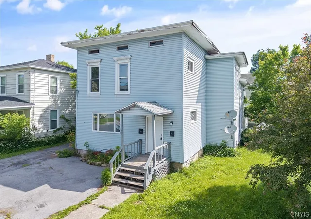 Homes for sale in Watertown City, NY | 723 Franklin St, Watertown City, NY 13601 | MLS# S1691616