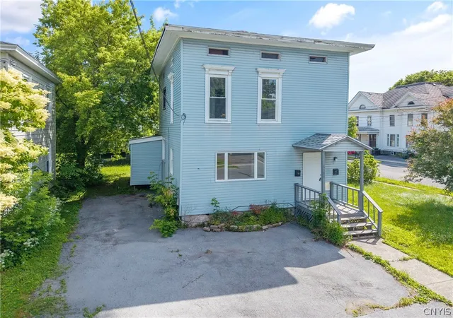 Listing Photo 3 - Condo for sale in building located at 723 Franklin St, Watertown, NY 13601