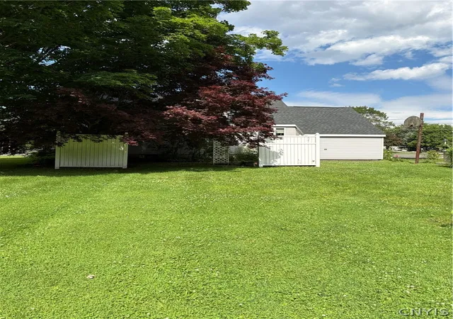 Photo 4 of Single family home for sale at 8269 Oswego Rd, Liverpool, NY 13090 | MLS# S1692155 | Listing updated on 2026-07-17