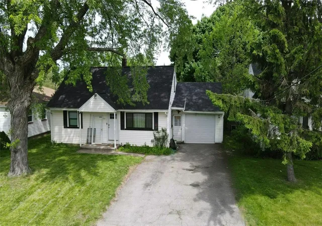 Photo 1 of Sale Pending at 524 Howard Rd, Rochester, NY 14624 | MLS# R1692124 | Listing updated on 2026-07-29