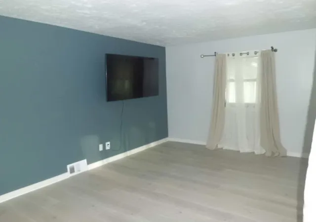 Photo 3 of Sale Pending at 524 Howard Rd, Rochester, NY 14624 | MLS# R1692124 | Listing updated on 2026-07-29