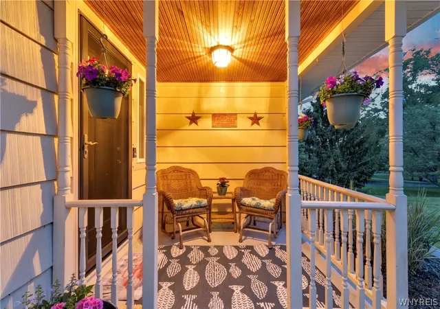 5th image of 67 Castle Hill Rd, East Aurora, NY 14052 | MLS# B1691806