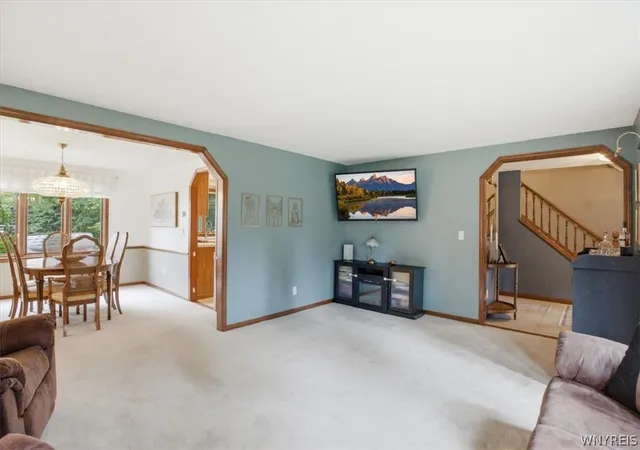 5th image of 110 Londonderry Ln, Getzville, NY 14068 | MLS# B1691767
