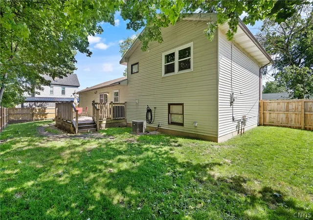 2nd image of 103 Midland Ave, East Syracuse, NY 13057 | MLS# S1690294