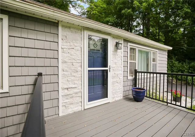 Homes for sale in De Witt, NY | 6567 Woodchuck Hill Rd, De Witt, NY 13078 | MLS# S1688134