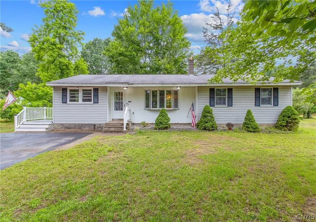 Homes for sale in Clay, NY | 8953 Henry Clay Blvd, Clay, NY 13041 | MLS# S1690301