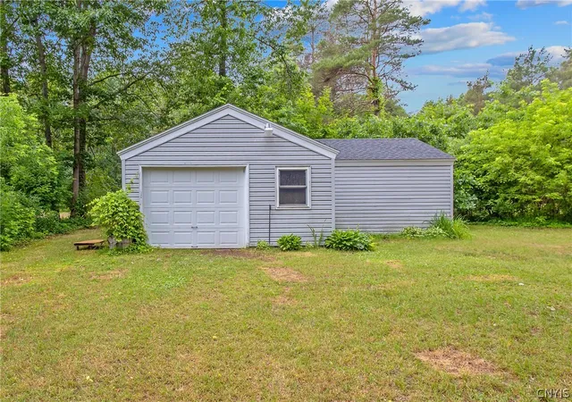 Homes for sale in Clay, NY | 8953 Henry Clay Blvd, Clay, NY 13041 | MLS# S1690301