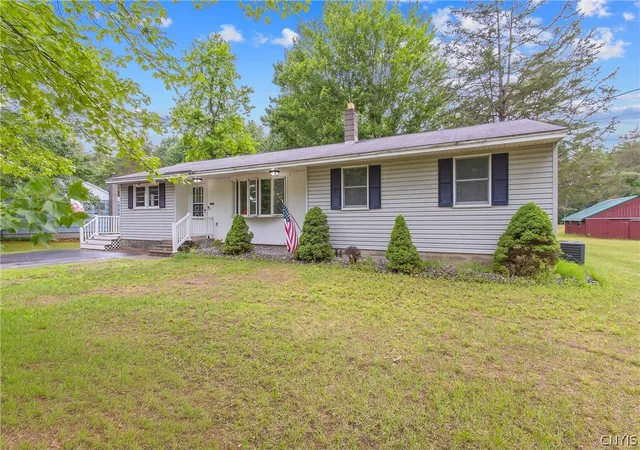Homes for sale in Clay, NY | 8953 Henry Clay Blvd, Clay, NY 13041 | MLS# S1690301