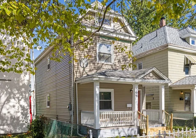 Photo 3 of Single family home for sale at 2424 Cudaback Ave, Niagara Falls, NY 14303 | MLS# B1692218 | Listing updated on 2026-07-20