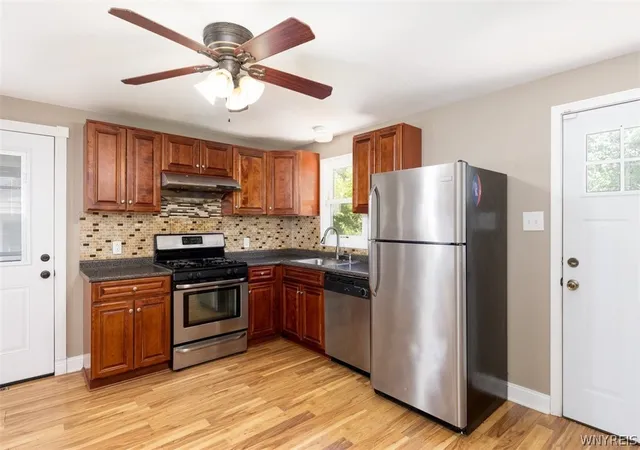 Photo 4 of Single family home for sale at 106 Aspinwood Pl, Buffalo, NY 14223 | MLS# B1692000 | Listing updated on 2026-07-14