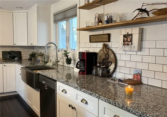 Homes for sale in Arcade, NY | 3 Clearview Dr, Arcade, NY 14009 | MLS# B1692226