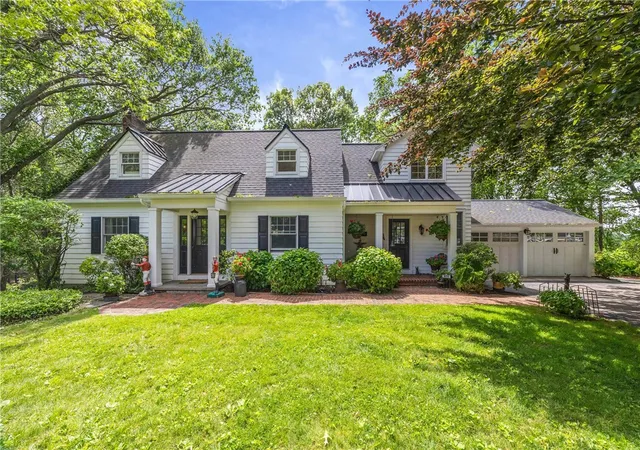 1st image of 575 Thomas Ave, Rochester, NY 14617 | MLS# R1690973