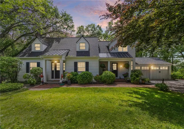 2nd image of 575 Thomas Ave, Rochester, NY 14617 | MLS# R1690973