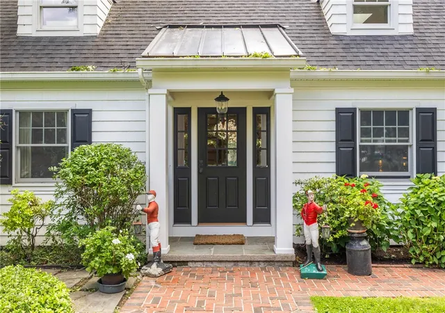 3rd image of 575 Thomas Ave, Rochester, NY 14617 | MLS# R1690973