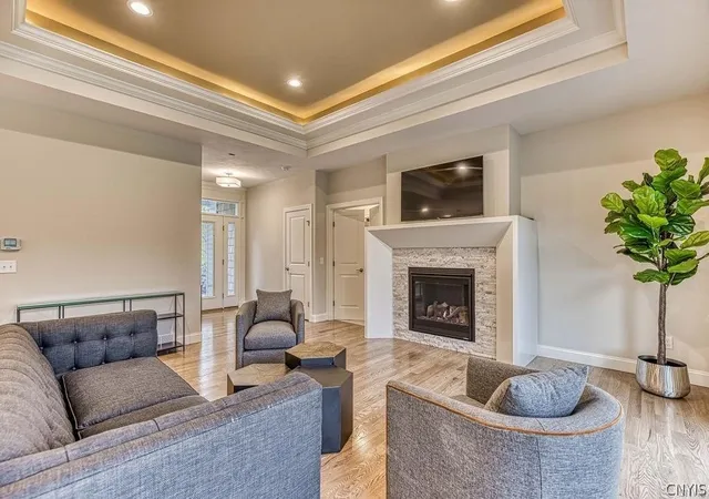 Photo 3 of Single family home for sale at 137 Edwards Fls Ln, Manlius, NY 13104 | MLS# S1691554 | Listing updated on 2026-06-19