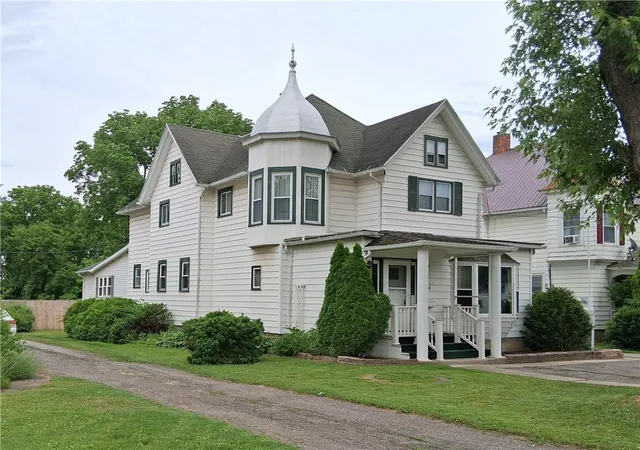 1st image of 151 Main St, Mount Morris, NY 14510 | MLS# R1691007